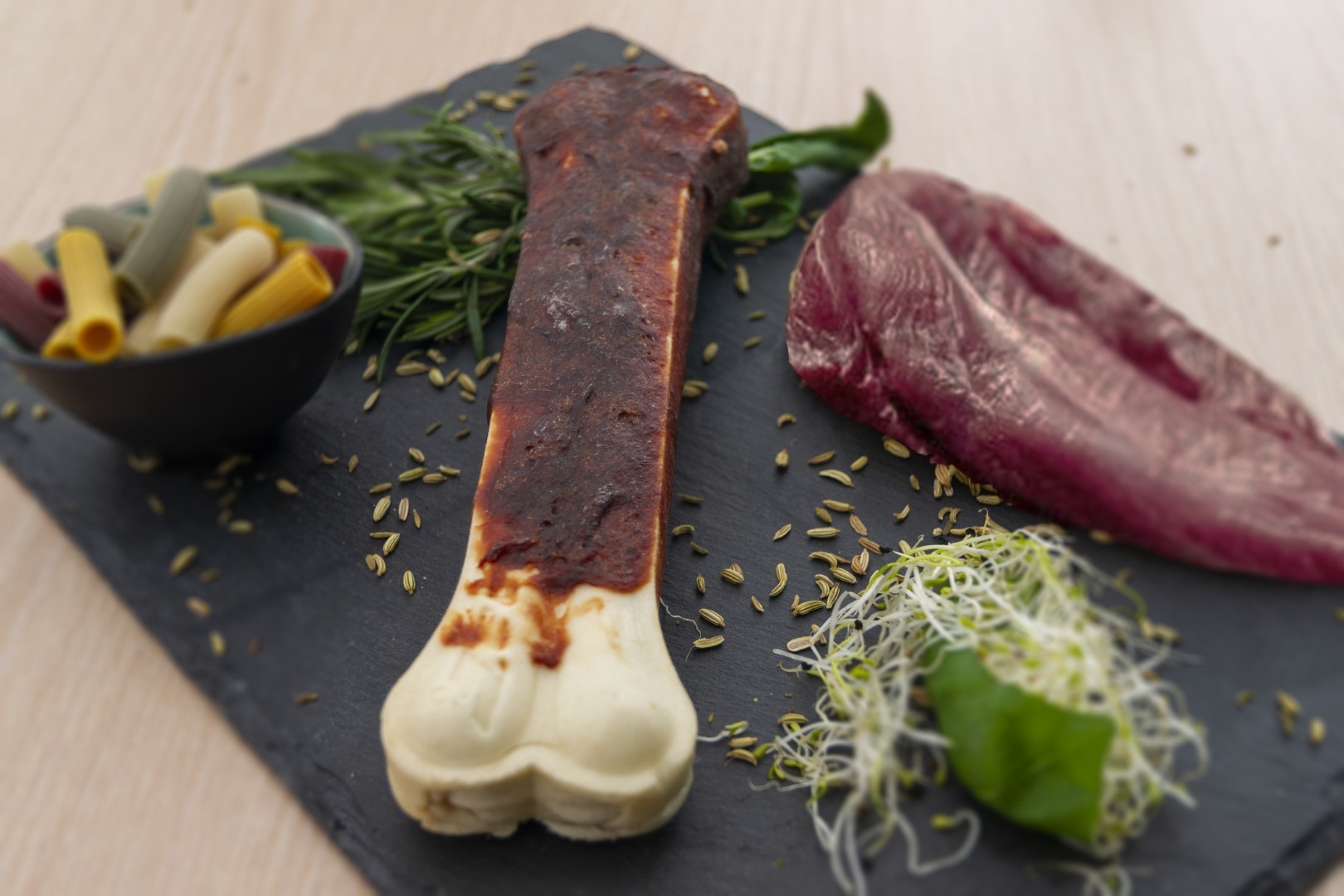 Braaaf Pressed Duck Bones 25 cm (1 pcs) - Afbeelding 4